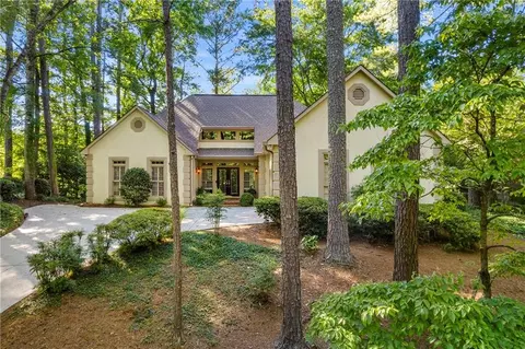 1030 Azalea Dr, Roswell, GA 30075