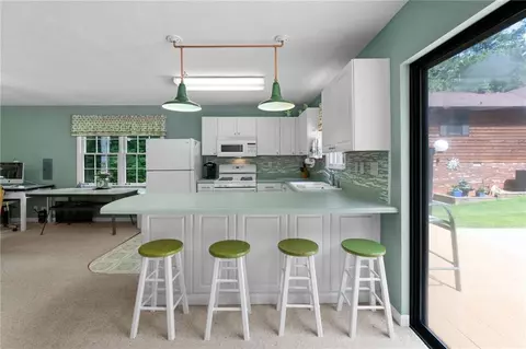 Kitchen - 728 Kibbee Rd, Mcdonough, GA 30252 photo 5 of 5