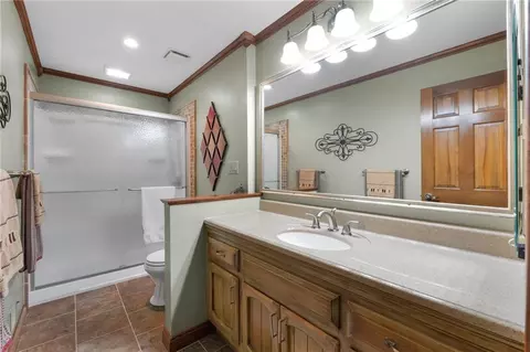 Bath - 728 Kibbee Rd, Mcdonough, GA 30252 photo 4 of 6
