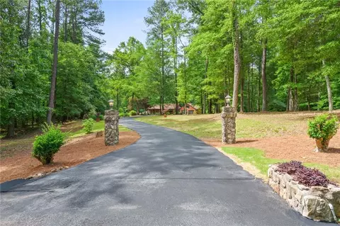 Exterior - 728 Kibbee Rd, Mcdonough, GA 30252 photo 2 of 25