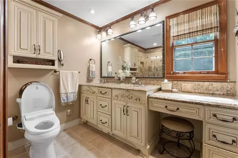 Bath - 728 Kibbee Rd, Mcdonough, GA 30252 photo 2 of 6