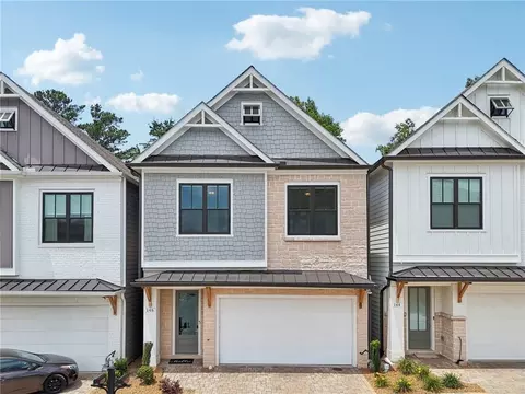 146 Village Green Ave, Woodstock, GA 30189