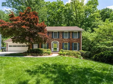 205 Abington Dr, Sandy Springs, GA 30328