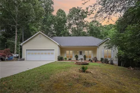 6985 Nichols Cove Dr, Dawsonville, GA 30534
