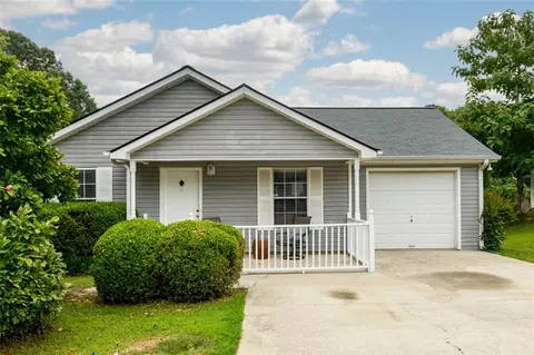 252 Courtyard Cir, Winder, GA 30680