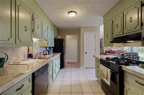 508 E May St, Calhoun, GA 30701 photo 12