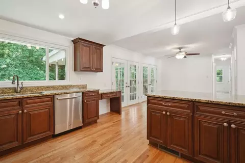 4145 Longview Dr, Chamblee, GA 30341 photo 7