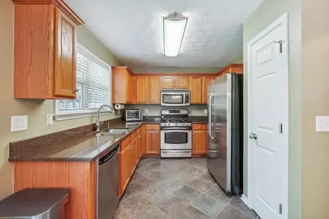 1663 Evanston Cir, Marietta, GA 30062 photo 12