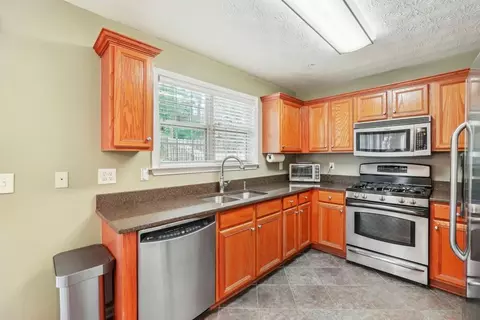1663 Evanston Cir, Marietta, GA 30062 photo 13