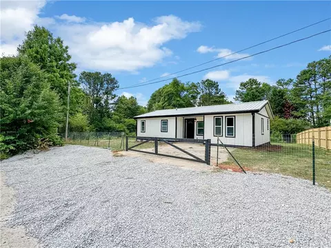 237 Kennedy Estate Rd, Carrollton, GA 30116