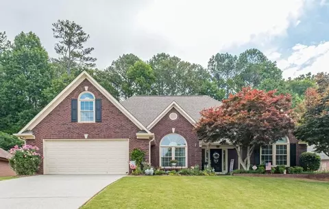 635 Timber Ives Dr, Dacula, GA 30019