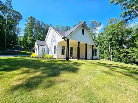 1822 Austin Bridge Rd, Douglasville, GA 30134