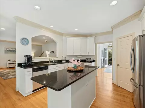 1914 Connemara Dr, Chamblee, GA 30341 photo 9