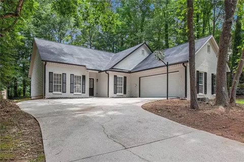 4888 Terrace Green Trce, Stone Mountain, GA 30088