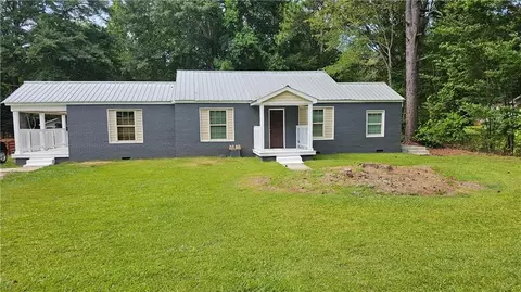 50 Melba Dr, Carrollton, GA 30116