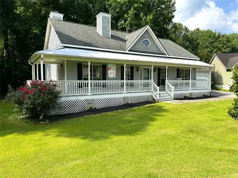 53 Sassafras Trl NE, Cartersville, GA 30121