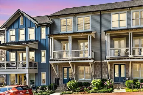 340 Maplewood Dr, Roswell, GA 30075