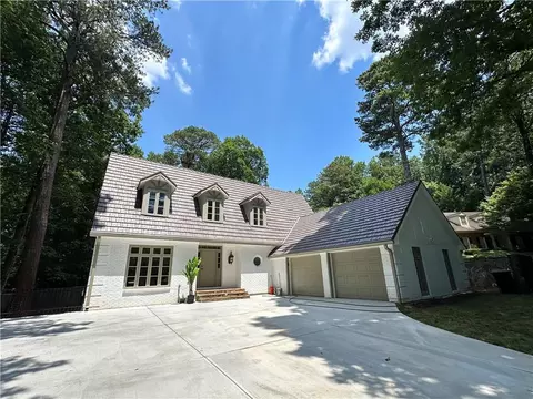 250 Seamarsh Ct, Sandy Springs, GA 30328