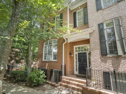4306 Kingston Gate Cv, Chamblee, GA 30341