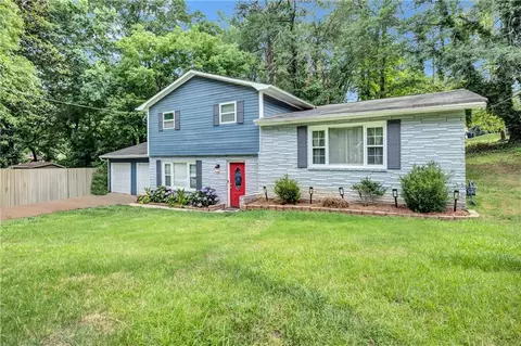 3940 Flagstone Ct, Atlanta, GA 30331