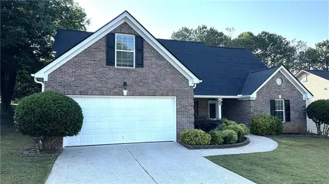 912 Jasmine Dr, Jefferson, GA 30549