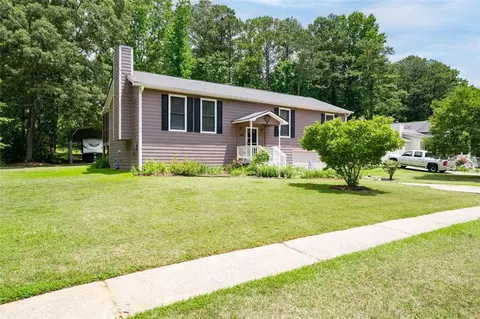 2532 Dogwood Hills Ct, Austell, GA 30106