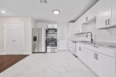 1693 Fairbanks St SW, Atlanta, GA 30310
