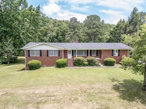 171 Miracle Dr, Rocky Face, GA 30740