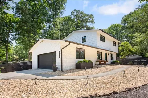 3772 Ashwood Dr SE, Smyrna, GA 30080