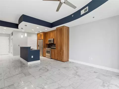 1080 Peachtree St NE #906, Atlanta, GA 30309