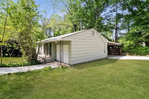 5889 Baywood Ln, Riverdale, GA 30296