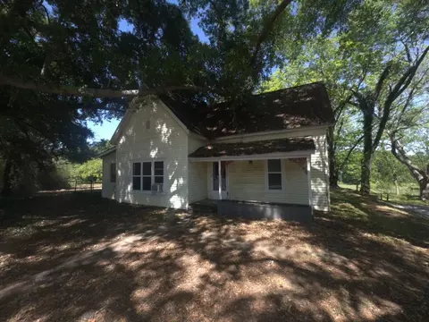 8835 Jot Em Down, Gainesville, GA 30506
