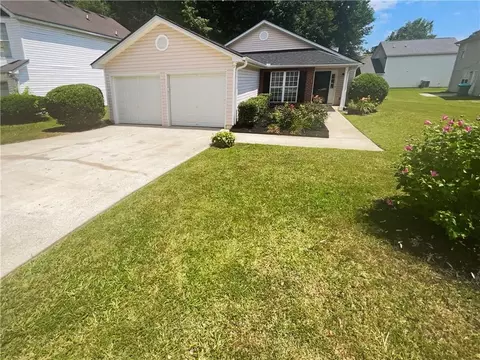 3658 Oakland Spring Ct, Snellville, GA 30039