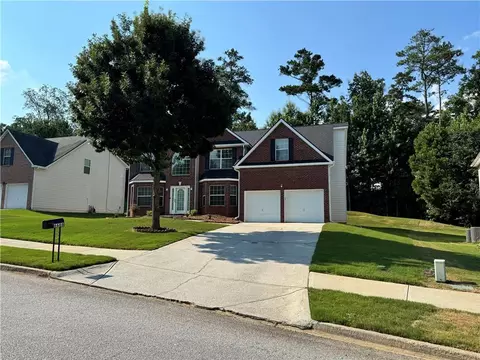 6688 Pine Valley Trce, Stone Mountain, GA 30087