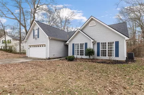 26 Robert Dr, Braselton, GA 30517
