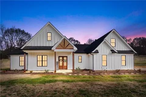 117 Neys Field Trl, Jefferson, GA 30549