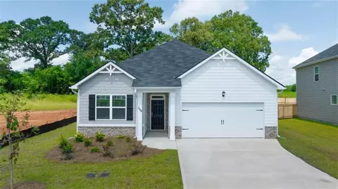 411 Harrow Dr, Perry, GA 31069