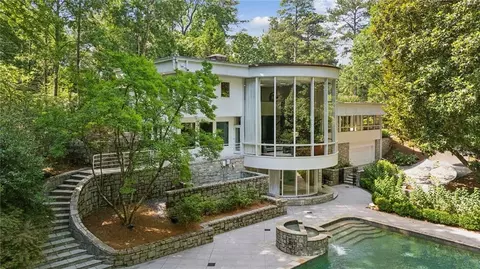 4363 Paran Pl NW, Atlanta, GA 30327