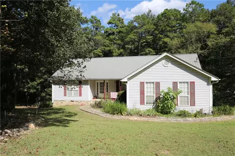 353 Sunrise Cir SE, Calhoun, GA 30701