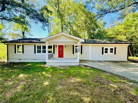 8104 Spillers Dr SW, Covington, GA 30014