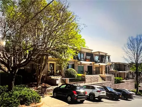 2805 NExpressway NE #B12, Atlanta, GA 30345