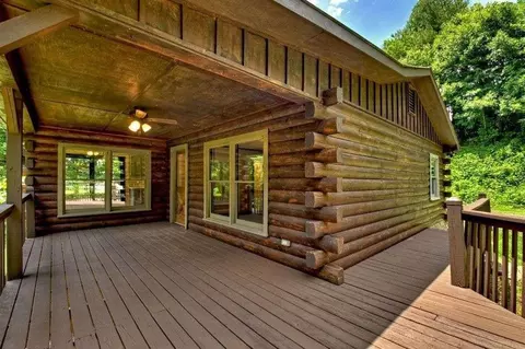 277 Allen Ln, Morganton, GA 30560