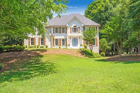 860 Freemanwood Ln, Milton, GA 30004