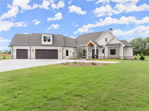 3244 Hall Rd, Dacula, GA 30019 photo 2