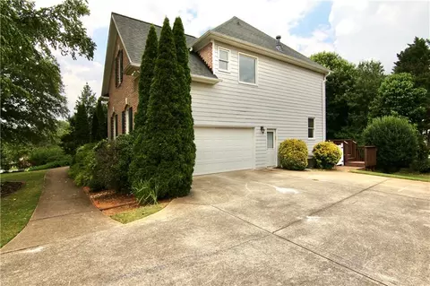 Exterior - 3750 Old Path Xing, Suwanee, GA 30024 photo 9 of 15