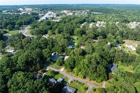 3843 Davis St, Suwanee, GA 30024 photo 12