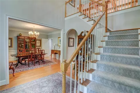 Entry Way - 705 Hampton Trace Ln, Milton, GA 30004 photo 4 of 11