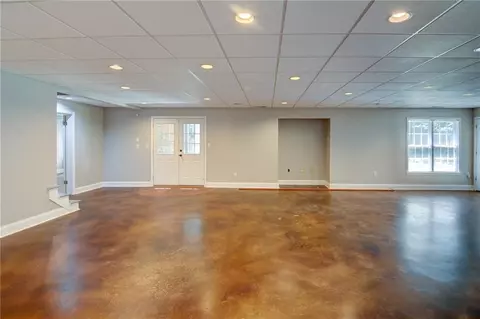 Living - 705 Hampton Trace Ln, Milton, GA 30004 photo 6 of 8