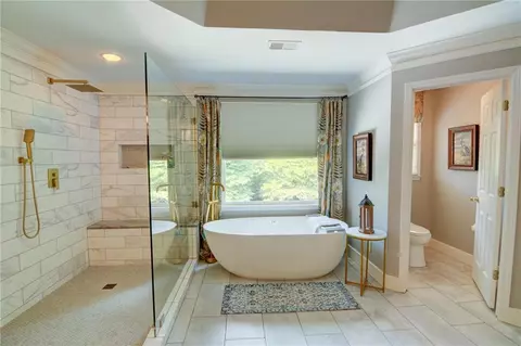 Bath - 705 Hampton Trace Ln, Milton, GA 30004 photo 8 of 10