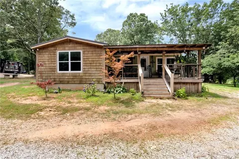 1183 Woods Bridge Rd, Commerce, GA 30529